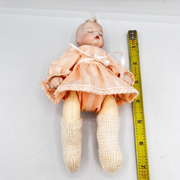 VTG 6" Caucasian Sugar Lump Porcelain Sleeping Baby Doll- Boots Tyner 1990's - Picture 10 of 11